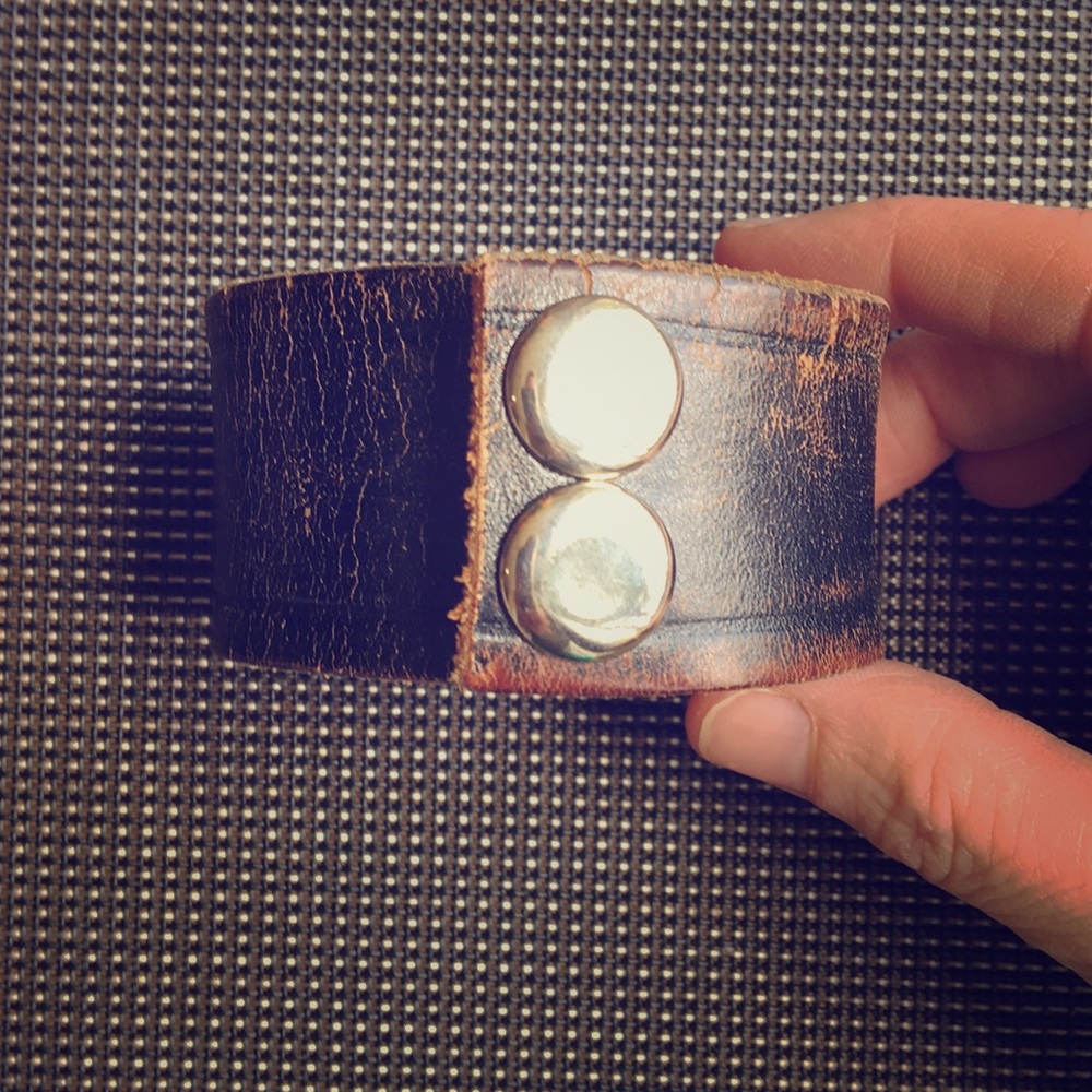 Men’s leather cuff